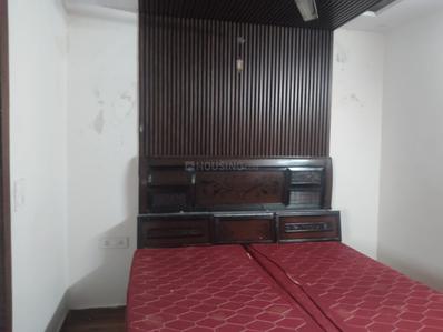 Bedroom Image of 1000 Sq.ft 2 BHK Builder Floor for rent in Preet Vihar New Delhi for Rs. 25000