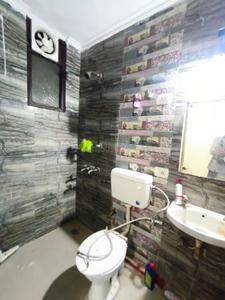 Image of 2000 Sq.ft 2 BHK Apartment / Flat for rent in Sultanpur, New Delhi for Rs. 20000