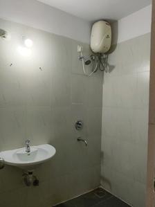 Common Bathroom Image of 774 Sq.ft 1.5 BHK Apartment / Flat for sale in Lodha Casa Rio, Palava Phase 1 Thane for Rs. 4000000