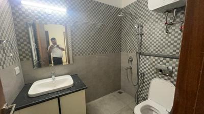 Image of 2385 Sq.ft 4 BHK Apartment / Flat for sale in Wave Veridia, Wave City, Ghaziabad for Rs. 29500000