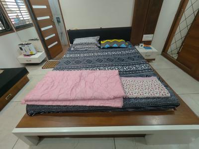 Bedroom Image of 2394 Sq.ft 4 BHK Apartment / Flat for sale in Bodakdev Ahmedabad for Rs. 21500000
