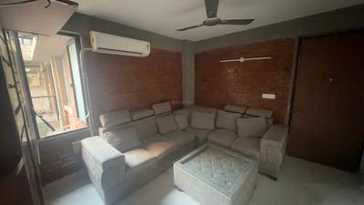 2 BHK Flat