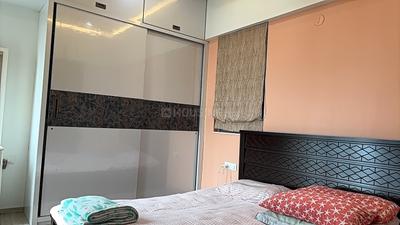 Bedroom Image of 1050 Sq.ft 2 BHK Apartment / Flat for sale in Sheth Auris Serenity, Malad West Mumbai for Rs. 32000000