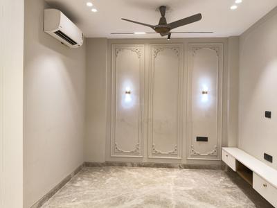 4.5 BHK Flat