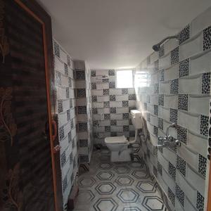 Bathroom Image of 1537 Sq.ft 4 BHK Apartment / Flat for sale in Rajarhat Kolkata for Rs. 5500000