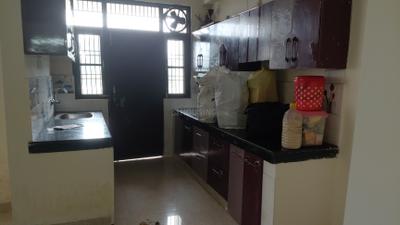 Kitchen Image of 1260 Sq.ft 2 BHK Apartment / Flat for rent in Diamond Sukrit Apartments, Vrindavan Yojana Lucknow for Rs. 17000