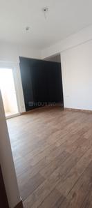 Bedroom Image of 2075 Sq.ft 3 BHK Apartment / Flat for rent in Purvanchal Royal City Phase 2, Chi V Greater Noida for Rs. 43000