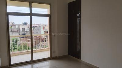 Bedroom Image of 1549 Sq.ft 3 BHK Apartment / Flat for rent in Mahagun Mascot, Crossings Republik Ghaziabad for Rs. 22000