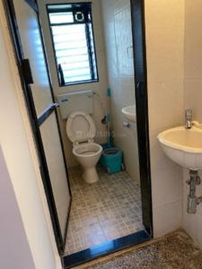 Image of 750 Sq.ft 2 BHK Apartment / Flat for rent in Bandra West, Mumbai for Rs. 100011