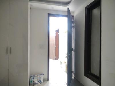 Bedroom Image of 900 Sq.ft 2 BHK Apartment / Flat for sale in Chhattarpur New Delhi for Rs. 6000000