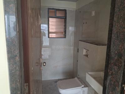 Bathroom Image of 800 Sq.ft 2 BHK Apartment / Flat for sale in Thane West Thane for Rs. 16000000