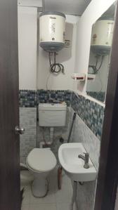 Bathroom Image of 650 Sq.ft 1 BHK Apartment / Flat for sale in Signature Global Andour Heights, Sector 71 Gurgaon for Rs. 5500000