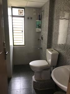 Bathroom Image of 1092 Sq.ft 2 BHK Apartment / Flat for sale in TATA Eden Court, New Town Kolkata for Rs. 10000000