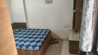 Bedroom Image of 1000 Sq.ft 2 BHK Apartment / Flat for rent in Statista Apaar Pride Homes, Ujala Circle Ahmedabad for Rs. 18000