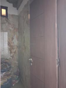 Common Bathroom Image of 1500 Sq.ft 3 BHK Apartment / Flat for sale in Sector 49 Noida for Rs. 6389000