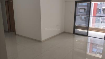 Living Room Image of 850 Sq.ft 2 BHK Apartment / Flat for rent in Nivasa Enchante Phase 1 &amp; 2, Lohegaon Pune for Rs. 21000