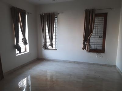 Bedroom Image of 2900 Sq.ft 4 BHK Builder Floor for rent in Sector 10A Gurgaon for Rs. 55000