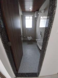 Bathroom Image of 550 Sq.ft 1 BHK Apartment / Flat for sale in The Pearl Borivali Rajmani CHSL, Borivali West Mumbai for Rs. 13500000