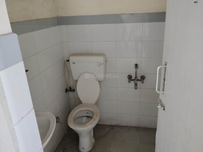 Bathroom Image of 690 Sq.ft 2 BHK Apartment / Flat for sale in Shapoorji Pallonji Shukhobrishti Spriha Phase 7, New Town Kolkata for Rs. 4000000