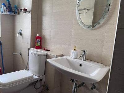 Bathroom Image of 1720 Sq.ft 3 BHK Apartment / Flat for rent in DLF Westend Heights, Akshayanagar Bengaluru for Rs. 55200