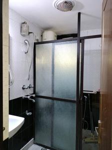 Common Bathroom Image of 1700 Sq.ft 3 BHK Apartment / Flat for sale in Sector 18 Dwarka New Delhi for Rs. 33500000