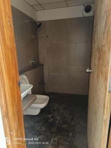 Bathroom Image of 2230 Sq.ft 3 BHK Apartment / Flat for sale in Shilp Shaligram, Vastrapur Ahmedabad for Rs. 23000000
