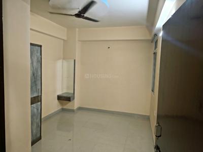 Bedroom Image of 1200 Sq.ft 2 BHK Apartment / Flat for rent in Nutan Lotus Abode, Gola Road Patna for Rs. 16000
