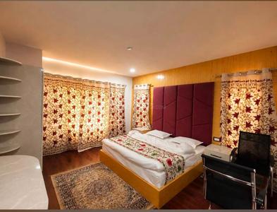 Bedroom Image of Flat sharing in Bandra West, Mumbai