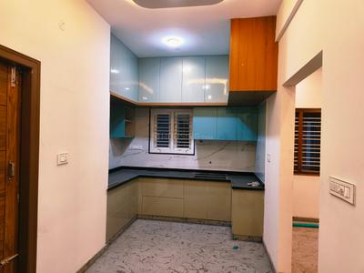 Kitchen Image of 3100 Sq.ft 5 BHK Independent House for sale in Vidyaranyapura Bengaluru for Rs. 18000000