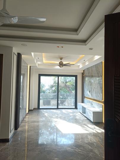 Uppal Southend Main Image 1