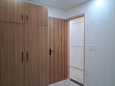 Bedroom Image of 1000 Sq.ft 2 BHK Apartment / Flat for sale in Sector 104 Noida for Rs. 4200000