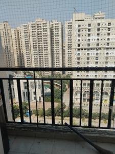 Balcony Image of 1050 Sq.ft 2.5 BHK Apartment / Flat for rent in Amrapali Castle, Chi V Greater Noida for Rs. 26000