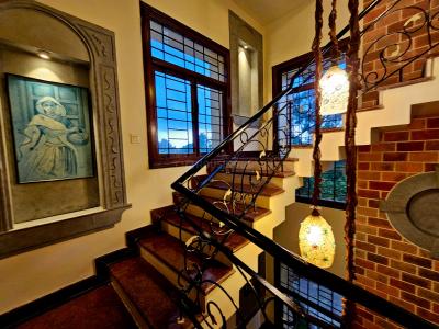 Staircase Image of 7700 Sq.ft 5 BHK Independent House for sale in Padur Chennai for Rs. 105000000
