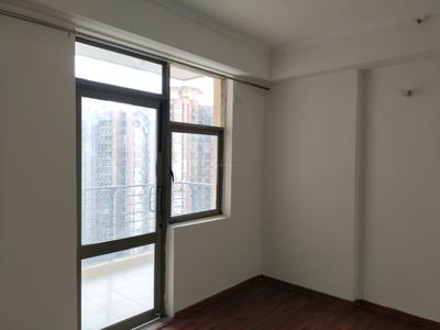 Bedroom Image of 996 Sq.ft 2 BHK Apartment / Flat for sale in Amrapali Pan Oasis, Sector 70 Noida for Rs. 11000000