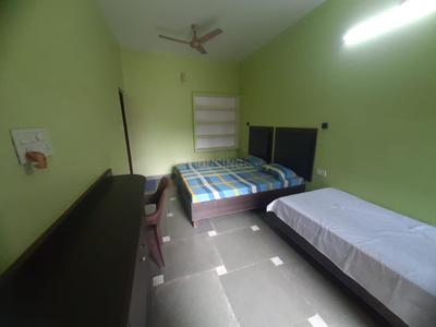Bedroom Image of 400 Sq.ft 1 BHK Apartment / Flat for rent in Paharia Varanasi for Rs. 11500