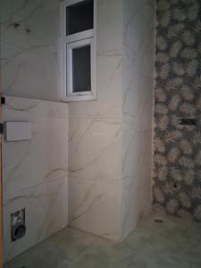 Common Bathroom Image of 1610 Sq.ft 3 BHK Apartment / Flat for sale in Vantara Vista Heights by Vantara Builders And Promotors, Sector 104 Noida for Rs. 9000000