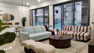 Living Room Image of 1800 Sq.ft 4 BHK Apartment / Flat for sale in Rustomjee Seasons, Bandra East Mumbai for Rs. 119300000