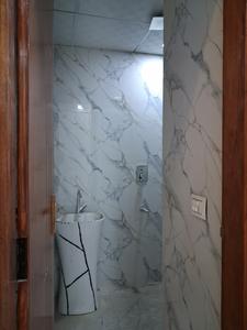 Common Bathroom Image of 1550 Sq.ft 3 BHK Apartment / Flat for sale in Sector 104 Noida for Rs. 7300000