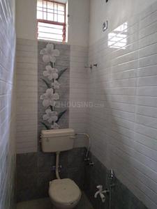 Bathroom Image of 500 Sq.ft 1 RK Studio for rent in Teka Naka Nagpur for Rs. 7000