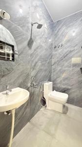 Bathroom Image of 750 Sq.ft 1 BHK Builder Floor for rent in Thanisandra Bengaluru for Rs. 18000