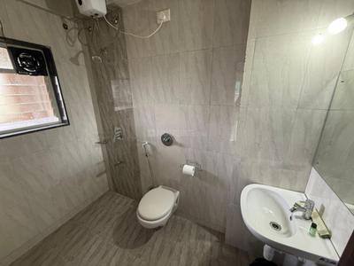 Image of 2500 Sq.ft 3.5 BHK Apartment / Flat for rent in Mahesh Society, Bibwewadi, Pune for Rs. 100000