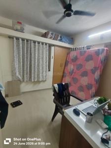 Bedroom Image of 640 Sq.ft 1 BHK Apartment / Flat for rent in Nirman Nadbramha Society, Warje Pune for Rs. 18000