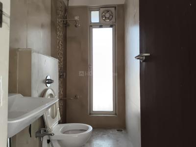 Bathroom Image of 1500 Sq.ft 4 BHK Apartment / Flat for rent in Ashar Sapphire, Thane West Thane for Rs. 75000