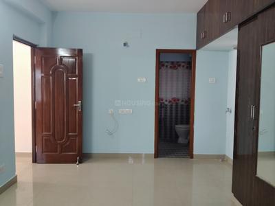 Bedroom Image of 1250 Sq.ft 2 BHK Builder Floor for rent in West Mambalam Chennai for Rs. 36000