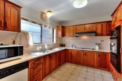Kitchen Image of 2200 Sq.ft 4 BHK Duplex for sale in Vinayak City, Bhatagaon Raipur for Rs. 9650000