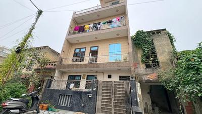 Image of 753 Sq.ft 3.5 BHK Independent House for sale in Sector MU 1, Greater Noida for Rs. 17000000