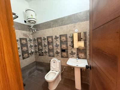 Image of 1500 Sq.ft 2 BHK Builder Floor for rent in Sahastradhara Road, Dehradun for Rs. 20000