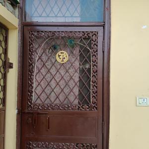 Image of 810 Sq.ft 2 BHK Builder Floor for sale in Pul Prahlad Pur, New Delhi for Rs. 2600000