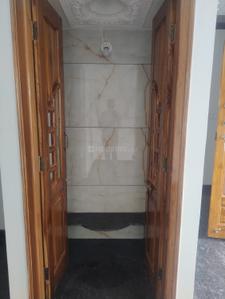 Bathroom Image of 500 Sq.ft 1 BHK Penthouse for rent in Hootagalli Mysore for Rs. 13000
