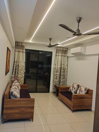 Luxurious Flat Main Image 1